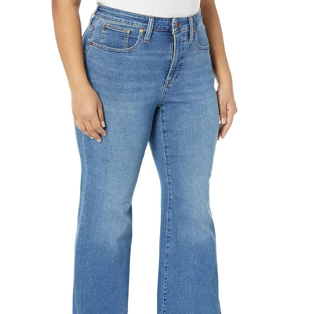 Madewell Women's Plus Size Skinny Flare Jean.  Sz: 24W